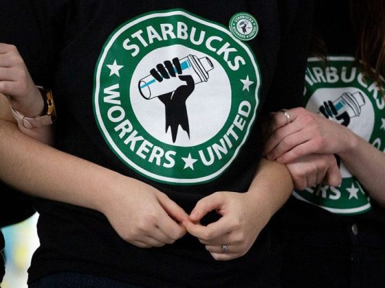 Starbucks-closes-New-York-coffee-shop-in-what-union-calls