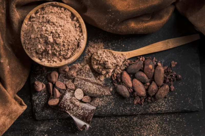 Какао бобы и порошок