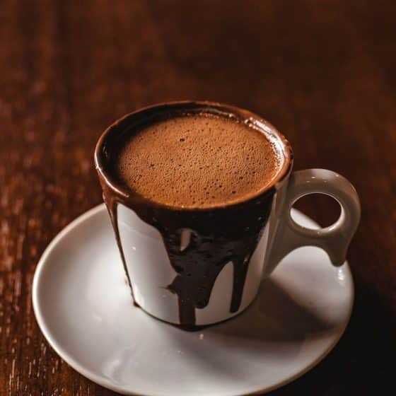 Какао в чашке
