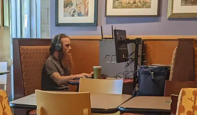 Starbucks в Корее запретил