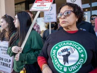 В Старбакс бастуют