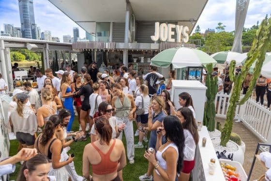 Кофейные ревы в мире и Китае